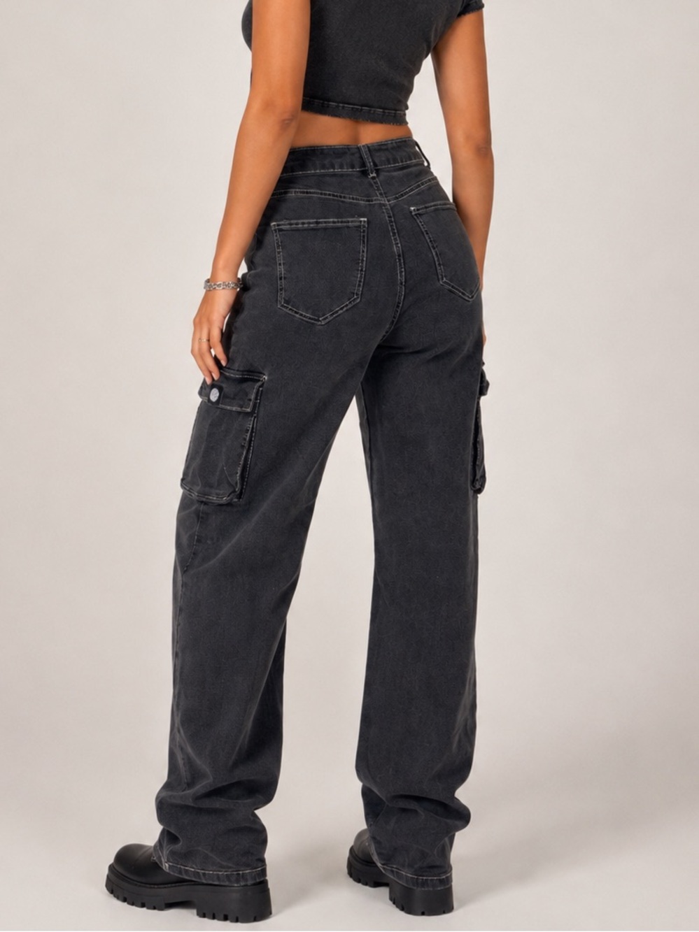 Black Cargo Pants - Relaxed Fit